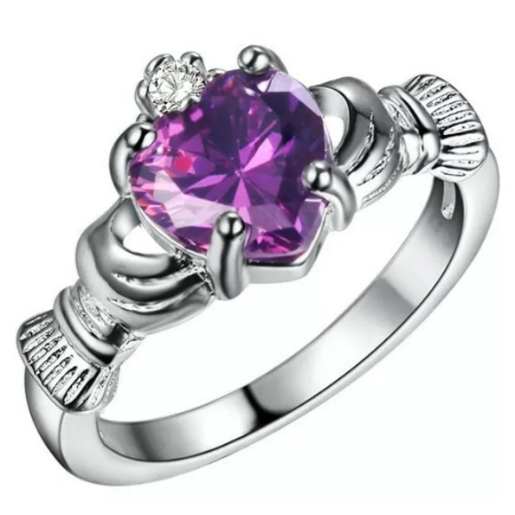 n/a Jewelry - Purple Heart In Hands Ring Size 8 NWOT
